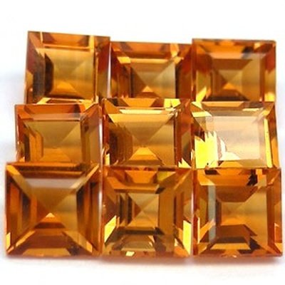 Citrine or naturelle carree 4x4 mm 0.32 carats