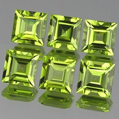 Peridot naturel carré 5x5 mm 0.79 carat