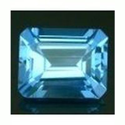 Topaze bleu suisse octogonale 11x9 mm 4.70 carats