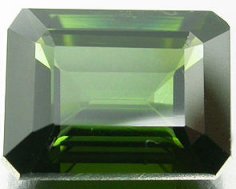 Tourmaline verte octogonale 7x5 mm 1.15 carats