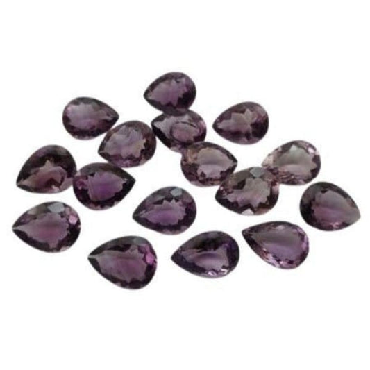 Améthyste naturelle poire a facettes 20x15 mm 12.60 carats