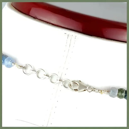 Collier en rubis saphir et emeraude 172 carats