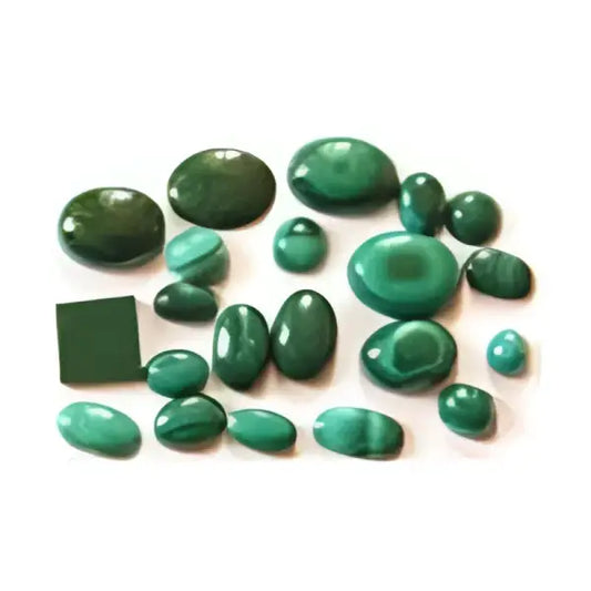 Lot de 100 carats de Malachite naturelle tailles diverses