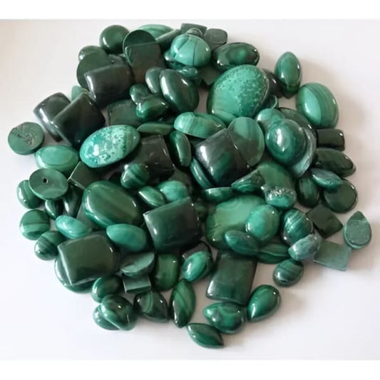 Lot de 501.25 carats de Malachite naturelle tailles diverses
