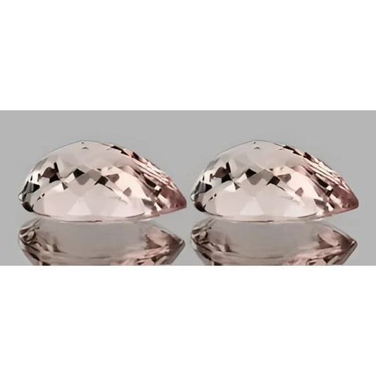 Morganite naturelle poire a facettes 7x5 mm 0.68 Carat