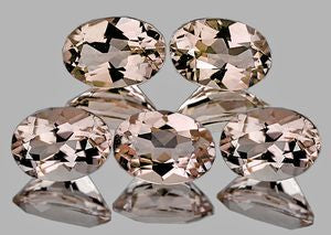 Morganite naturelle ovale a facettes 6x4 mm 0.44 Carat