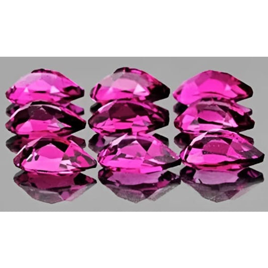 Tourmaline rose ou rubellite poire a facettes 4x3 mm 0.13 carat
