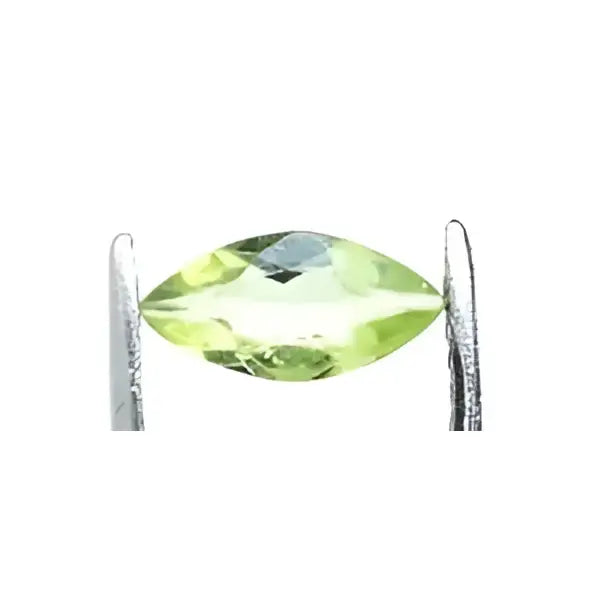 Tourmaline verte marquise a facettes 6x3 mm 0.23 carat