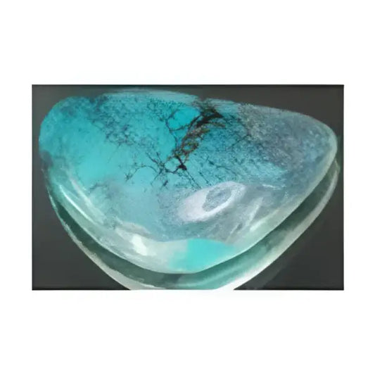 Turquoise naturelle fantaisie 43x30 mm 87.85 carats