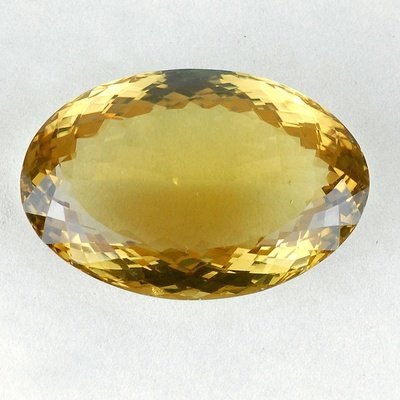 Citrine jaune or facettée ovale, pierre fine aux reflets dorés pour une bague ou un pendentif énergisant.