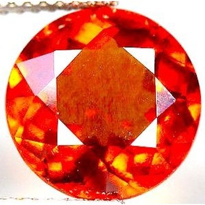 Grenat hessonite rond a facettes