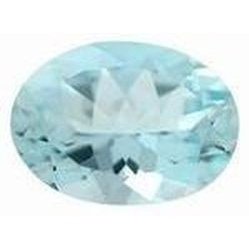 Aigue marine ovale a facettes 6x4 mm 0.35 carat