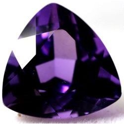 Pierre amethyste trillion 10x10 mm