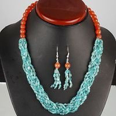 Collier en cornaline et apatite + boucles d'oreilles offertes 429.00 cts