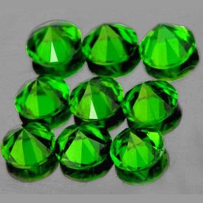 Diopside chrome rond a facettes 3 mm 0.20 carat