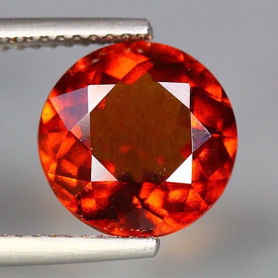 Grenat hessonite rond à facettes 4 mm 0.31 carat