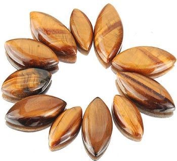 Oeil de tigre marquise cabochon 12x6 mm 2.07 carats