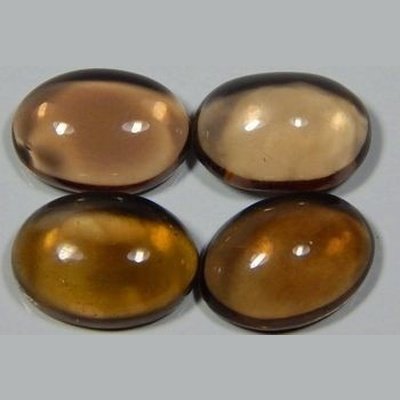 Quartz fumé taille ovale cabochon 12x10 mm 4.10 carats