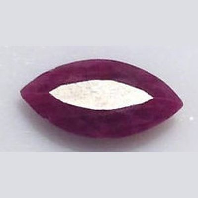 Rubis naturel marquise 10x5 mm 1.25 carat