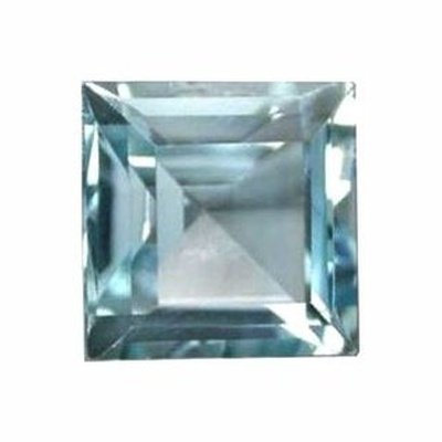 Topaze bleu ciel carrée 9 mm 4.20 carats