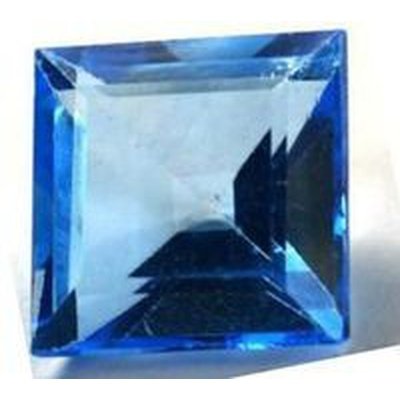 Topaze bleu suisse naturelle carrée 8 mm 3.20 carats
