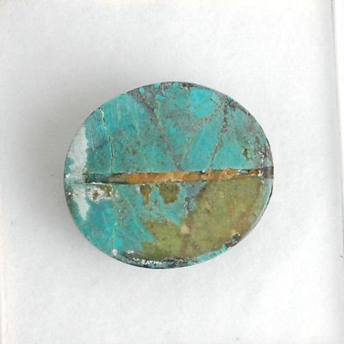Turquoise taille ovale cabochon 33x29x9 mm 59.00 carats