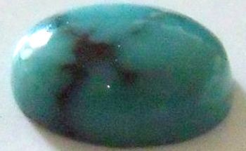 Turquoise taille ovale cabochon 9x7 mm 1.53 carat