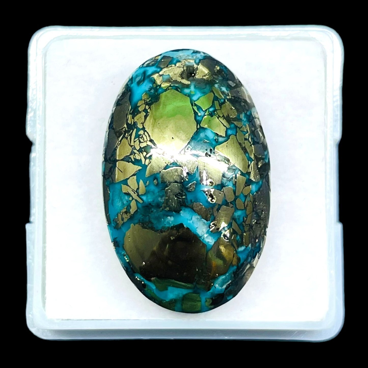 Turquoise naturelle cabochon ovale – 31.55 carats – pierre unique