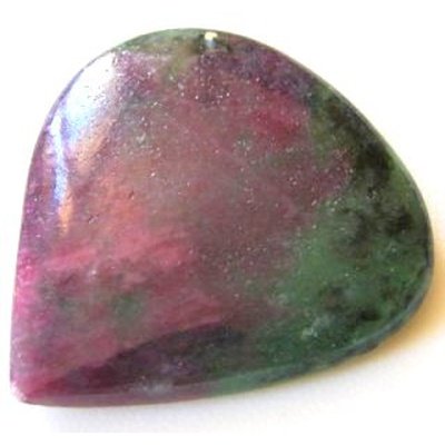 Zoisite naturelle taille poire cabochon 35.6x33 mm 58.70 carats