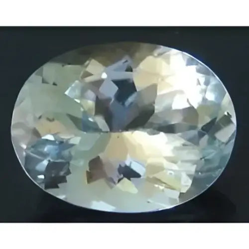 Aigue marine ovale a facettes 14x10.5 mm 5.20 carats