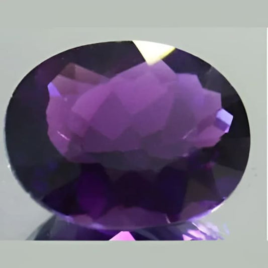Améthyste de synthèse hydrothermale ovale 18x13 mm 12 carats