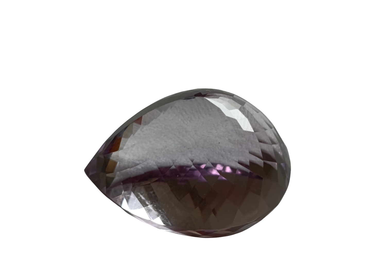 Améthyste taille poire a facettes 29x23 mm 78.05 carats