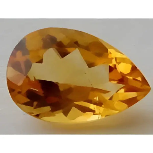 Citrine or naturelle poire a facettes 10x7 mm 1.73 carats