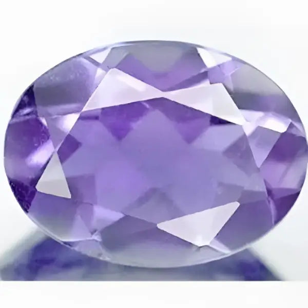 Cordierite ovale a facettes 6x4 mm 0.38 carat