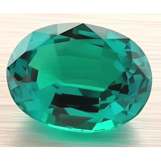 Emeraude hydrothermale ovale a facettes 7x5 mm 0.75 carat