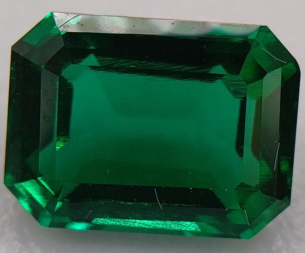 Émeraude Synthétique Octogonale 8x6 mm vert Zambie 1.40 carats