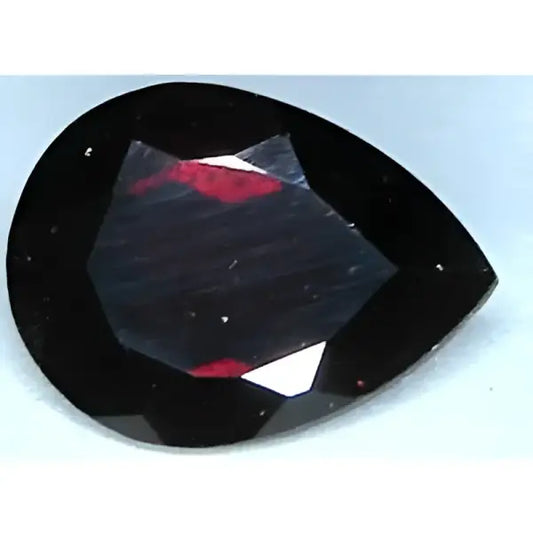 Grenat almandin poire 12x9 mm 4.40 carats