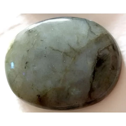 Labradorite naturelle ovale cabochon 58x43.6x10.5 mm 247.00 carats