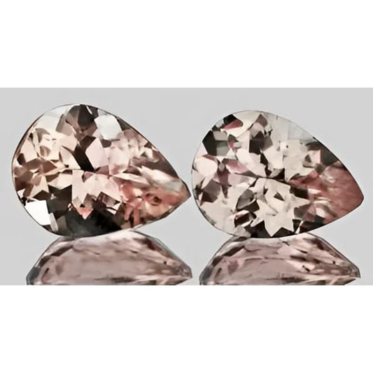 Morganite naturelle poire a facettes 7x5 mm 0.68 Carat