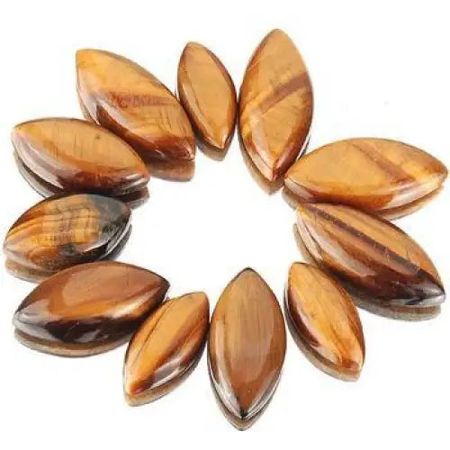 Oeil de tigre marquise cabochon 18x9 mm 4.20 carats