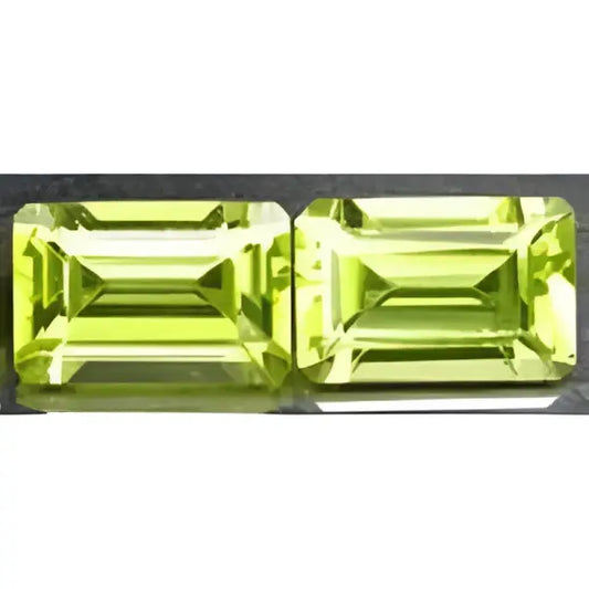 Peridot naturel octogonal 6x4 mm 0.61 carat