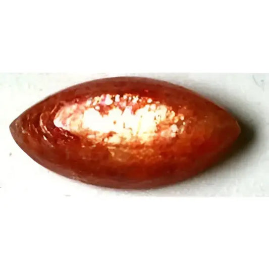 Pierre de soleil naturelle marquise cabochon 10x5 mm 1.10 carats