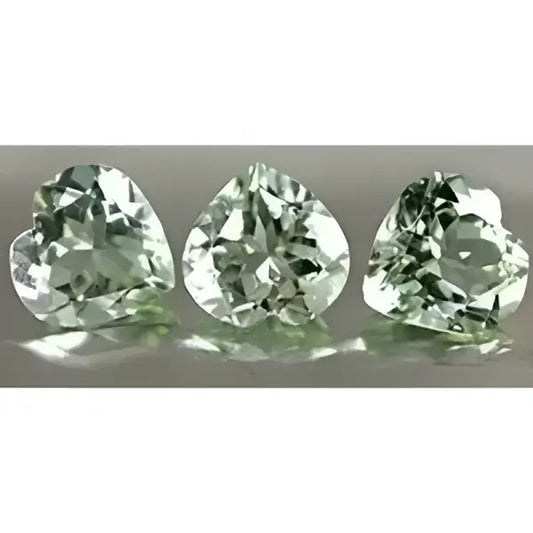 Prasiolite naturelle coeur a facettes 12x12 mm 5.00 carats