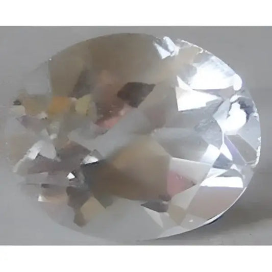 Quartz blanc naturel ovale a facettes 11x9 mm 3.56 carats