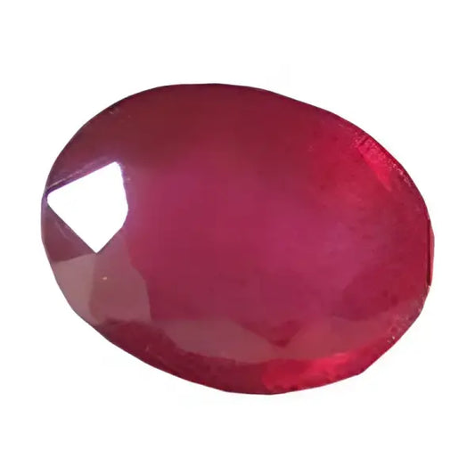 Rubis Birman traité ovale a facettes 8x6 mm 1.70 carat
