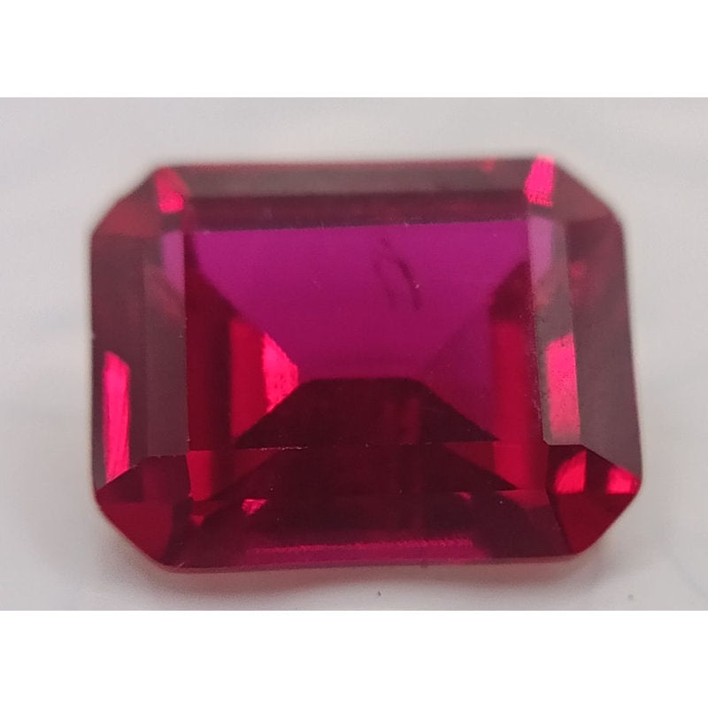 Rubis verneuil taille octogonale de 7x5 mm à 18x13 mm