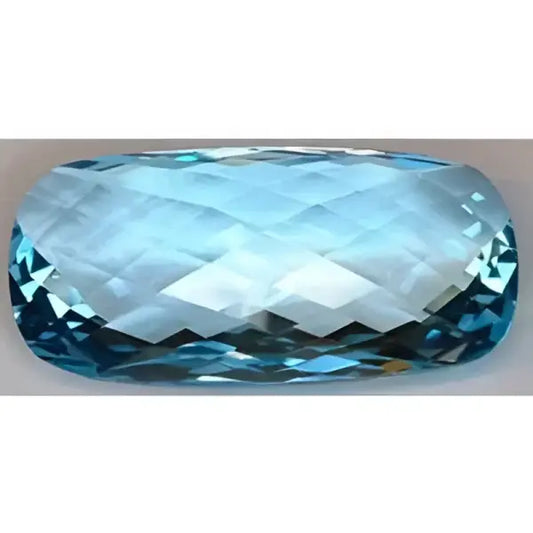 Topaze bleu suisse coussin long checker board 30x15 mm 35.00 carats