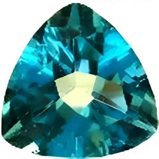 Topaze bleu suisse trilliant a facettes 10 mm 4.60 carats