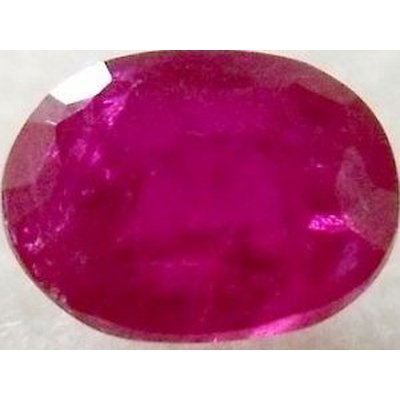 Rubis chatham ovale a facettes 10x8 mm 3.90 carats