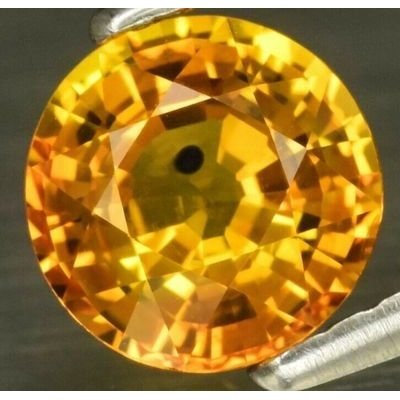 Saphir jaune naturel rond a facettes 6 mm 1.13 carats